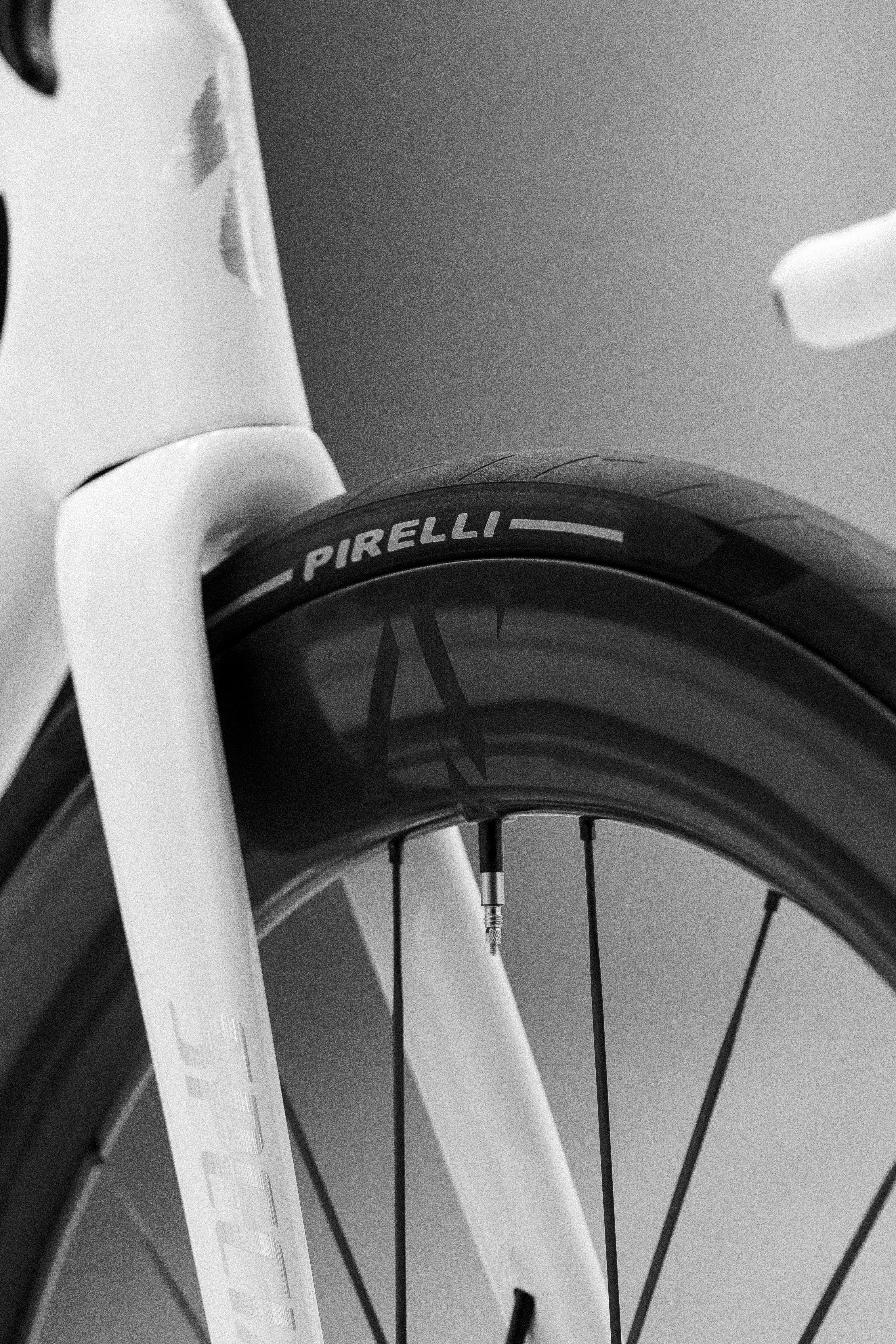 Pirelli P-ZERO Race TLR RS